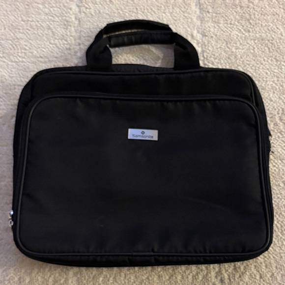 Samsonite Other - Samsonite Classic Black Laptop Bag